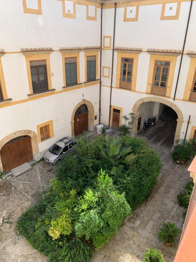 Palazzo Resuttana Daire Palermo Dış mekan fotoğraf