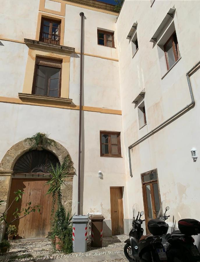 Palazzo Resuttana Daire Palermo Dış mekan fotoğraf